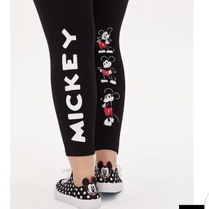 🆕 2X DISNEY MICKEY MOUSE BLACK CROP LEGGING